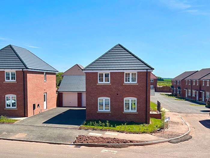 3 Bedroom Detached House To Rent In George Winnall Close, Priorslee, TF2