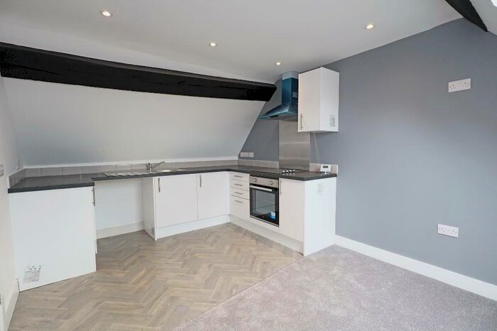 1 Bedroom Apartment To Rent In High Street, Stone, Staffordshire, ST15