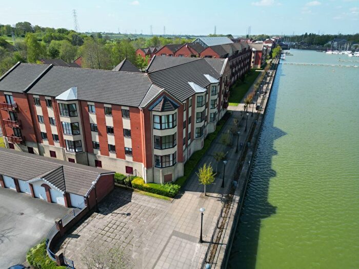 3 Bedroom Flat To Rent In Victoria Mansions, Navigation Way, Preston, Lancashire, PR2