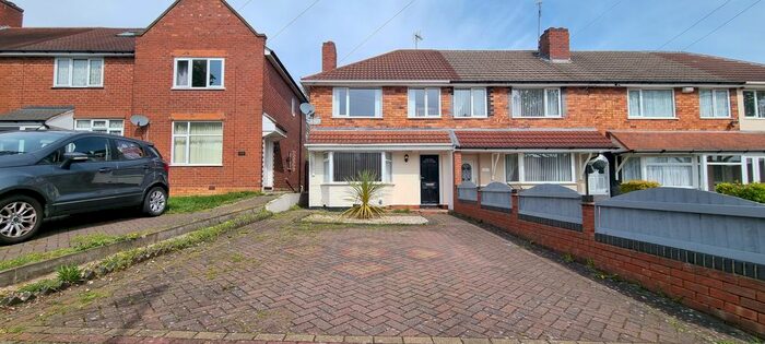 3 Bedroom Property To Rent In Sterndale Road, Great Barr, Birmingham, B42