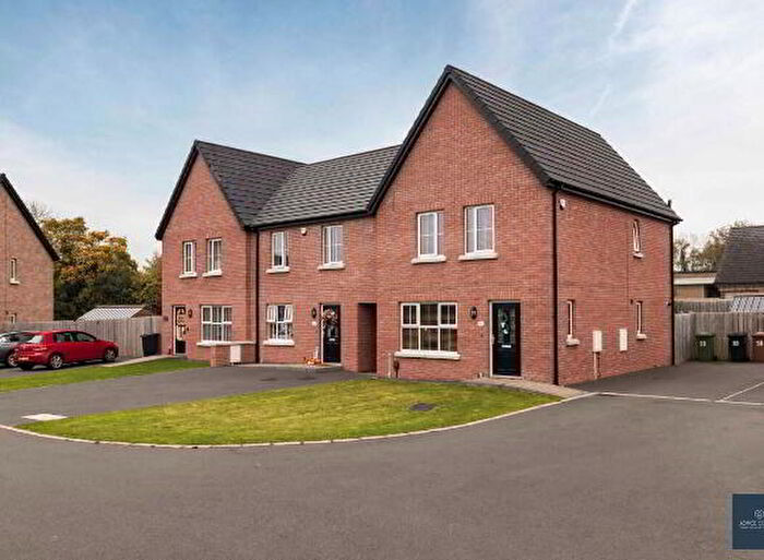 3 Bedroom TownHouse For Sale In Drumford Close, Portadown, BT63