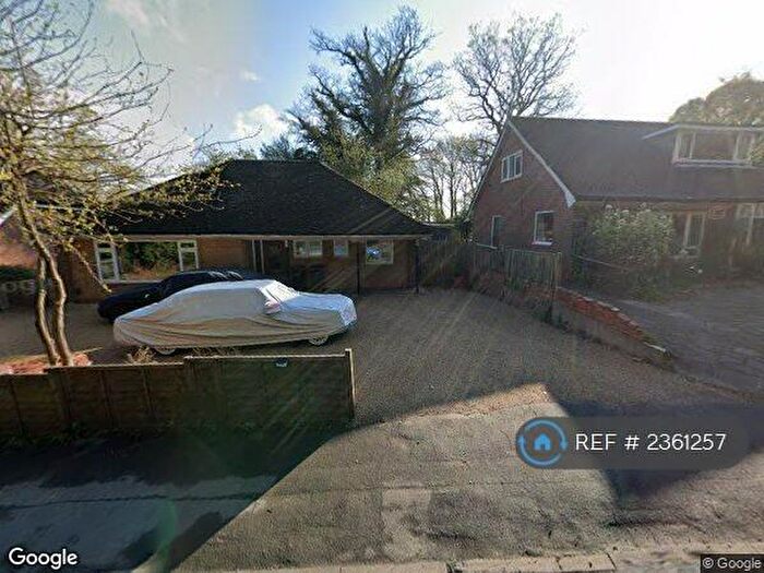 3 Bedroom Bungalow To Rent In Wellington Avenue, Virginia Water, GU25