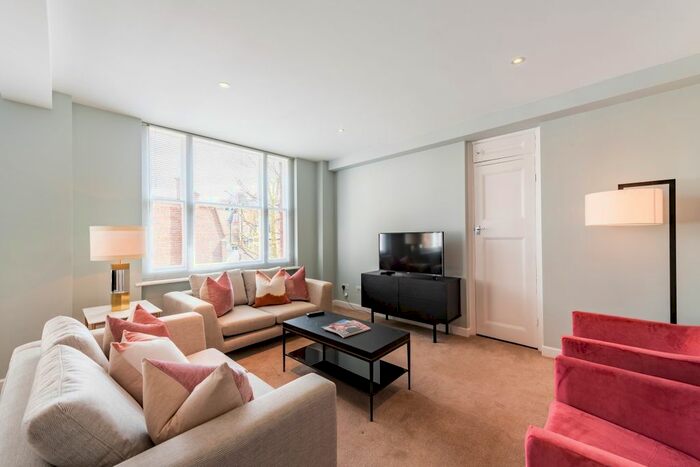 1 Bedroom Flat To Rent In Hill Street, London, W1J