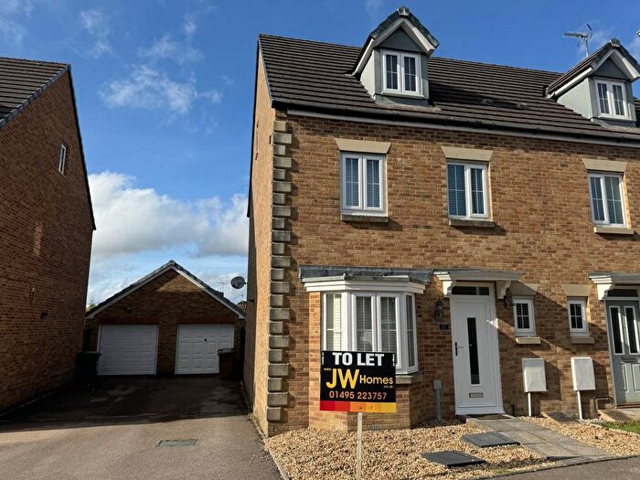 4 Bedroom Property To Rent In Brook Rise, Oakdale, Blackwood, NP12