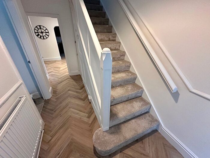 3 Bedroom Semi-Detached House For Sale In Zetland Road, Doncaster, DN2
