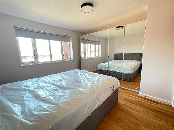 1 Bedroom Flat To Rent In Portman Gate, Marylebone, London, NW1