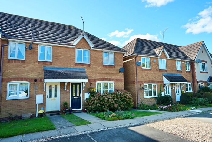 3 Bedroom End Of Terrace House For Sale In Ashby Court, Kislingbury, NN7