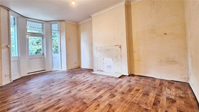 1 Bedroom Flat For Sale In Birdhurst Road, South Croydon, CR2