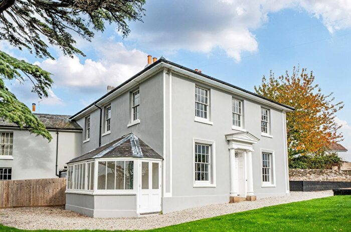 4 Bedroom Semi Detached House For Sale In Ashburton Road, Newton Abbot, Devon, TQ12