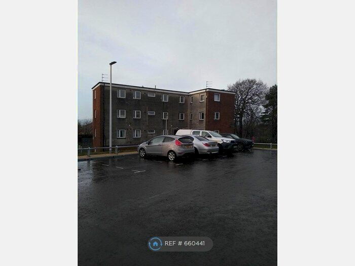 2 Bedroom Flat To Rent In Deveron Crescent, Dundee DD2