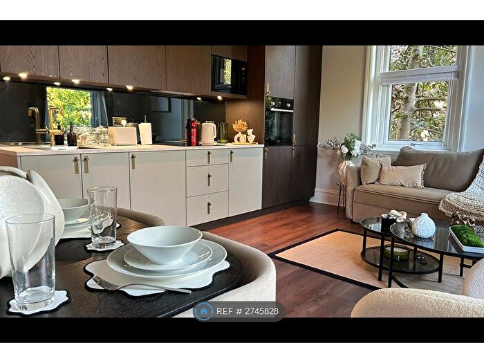 1 Bedroom Flat To Rent In Ullet Road, Liverpool, L17