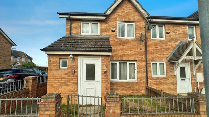 3 Bedroom End Of Terrace House To Rent In Hutton Court, Annfield Plain, Stanley, Durham, DH9
