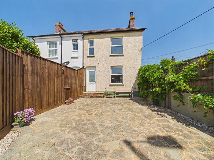 3 Bedroom Semi Detached House For Sale In Chaloners Road, Braunton, EX33
