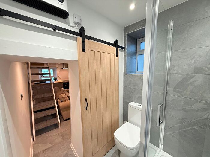 1 Bedroom Cottage For Sale In Elm Cottages, Laleston, Bridgend, CF32