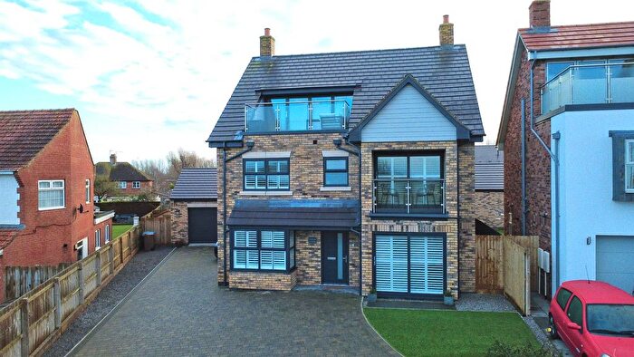 5 Bedroom Detached House For Sale In Eyre Grove, Hornsea, HU18