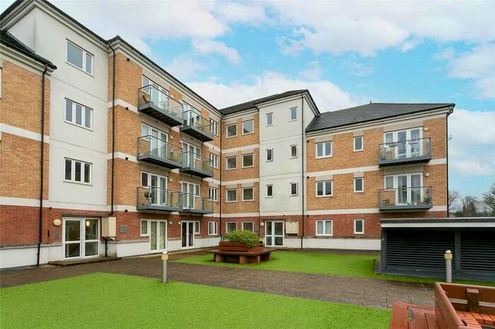 1 Bedroom Apartment To Rent In Ley Farm Close, Watford, WD25