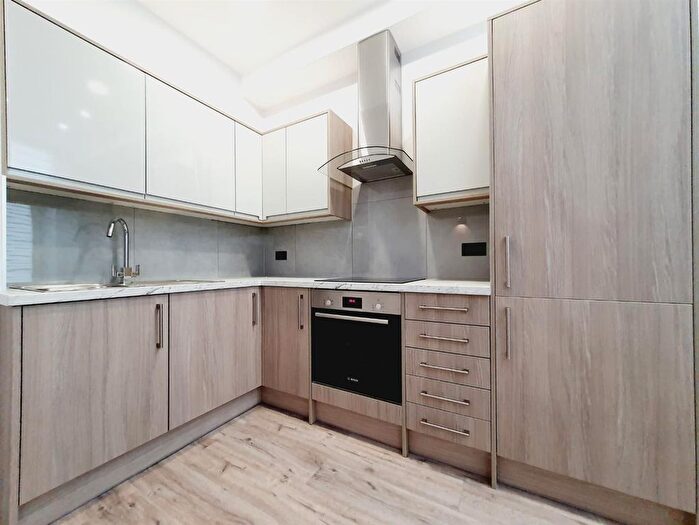 1 Bedroom Flat To Rent In Aster Court, Woodcote Road, Wallington, SM6