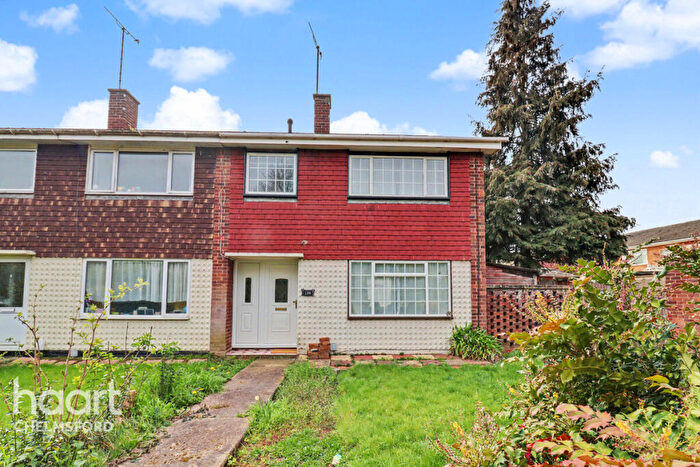 3 Bedroom End Of Terrace House For Sale In Meadgate Avenue, Chelmsford, CM2
