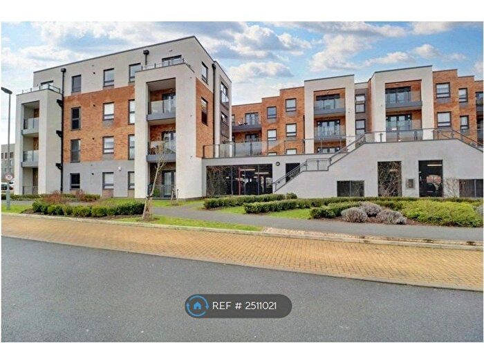 2 Bedroom Flat To Rent In Duchess Court, Welwyn Garden City, AL7