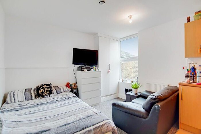 Studio To Rent In Chamberlayne Road, Kensal Rise, NW10