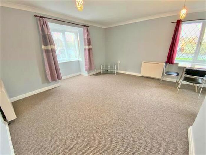 2 Bedroom Flat To Rent In Ashtongate, AshtonOnRibble, Preston PR2