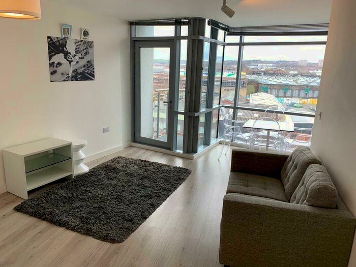 Flat To Rent In Ingram Street, Leeds, West Yorkshire, Uk, LS11