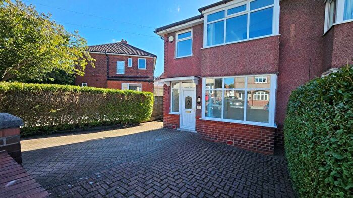 3 Bedroom Semi-Detached House For Sale In Longworth Road, Horwich, BL6