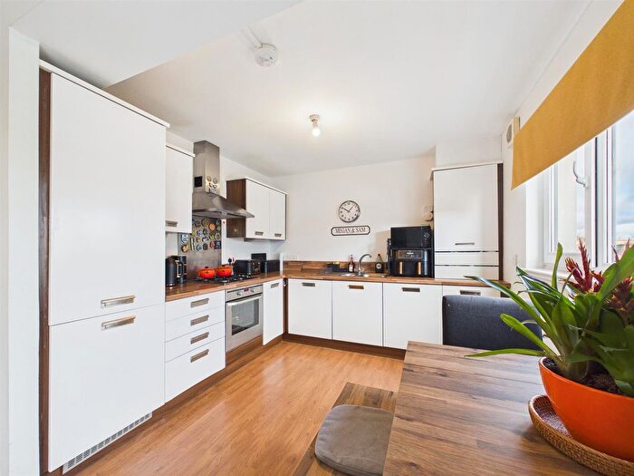 2 Bedroom Flat For Sale In Monart Road, Perth, PH1