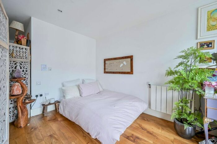 Studio To Rent In Major Draper Street, Woolwich, London, SE18