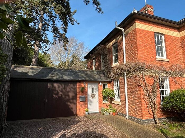 3 Bedroom Semi Detached House For Sale In Weedon Road, Duston, NN5