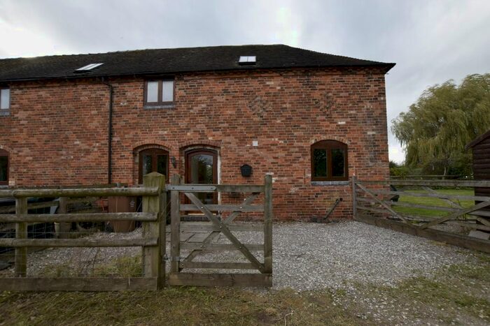 2 Bedroom Barn Conversion To Rent In Uttoxeter Road, Foston, Derby, Derbyshire, DE65