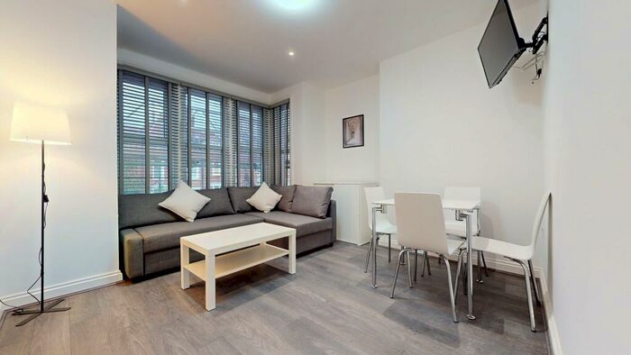 1 Bedroom Flat To Rent In Blenheim Gardens, NW2