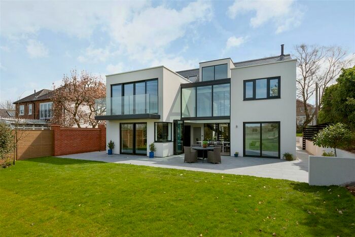 6 Bedroom Detached House For Sale In The Street, Kingston, Canterbury, CT4