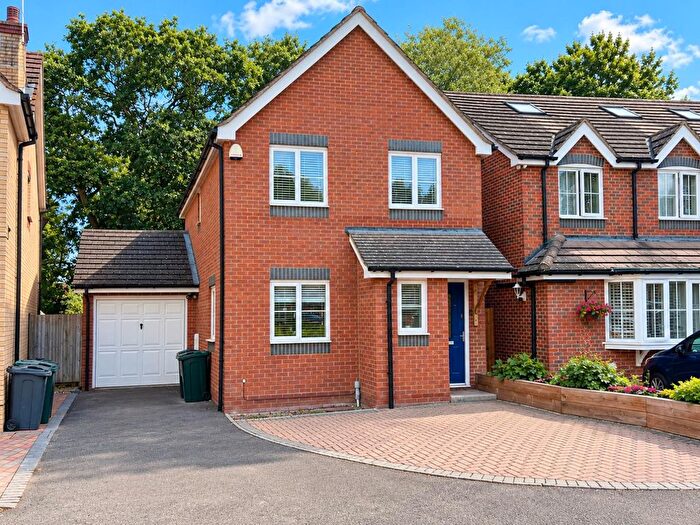 3 Bedroom Detached House For Sale In Collie Drive, Kingsnorth, Ashford, TN23