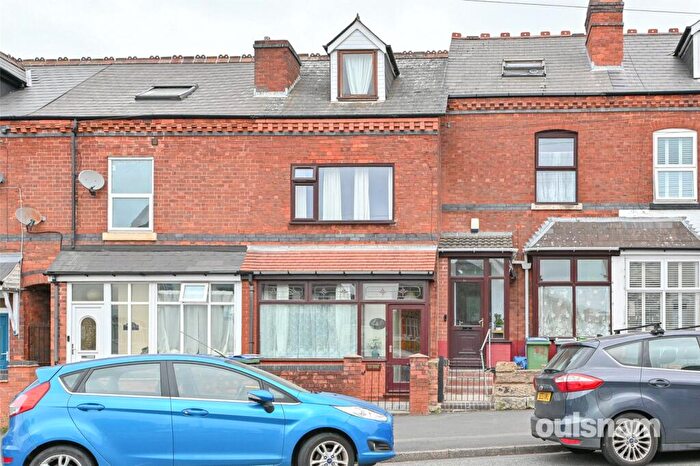 3 Bedroom Terraced House For Sale In Three Shires Oak Road, Bearwood, West Midlands, B67
