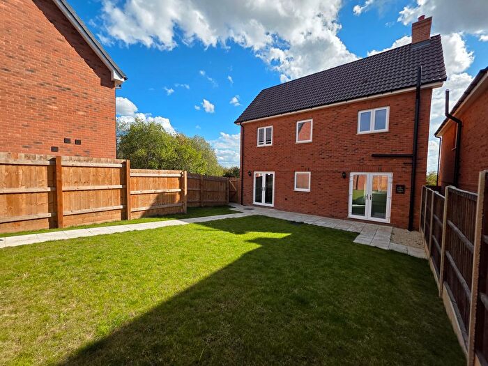 3 Bedroom Detached House For Sale In Maypole Road, Mansfield, NG19
