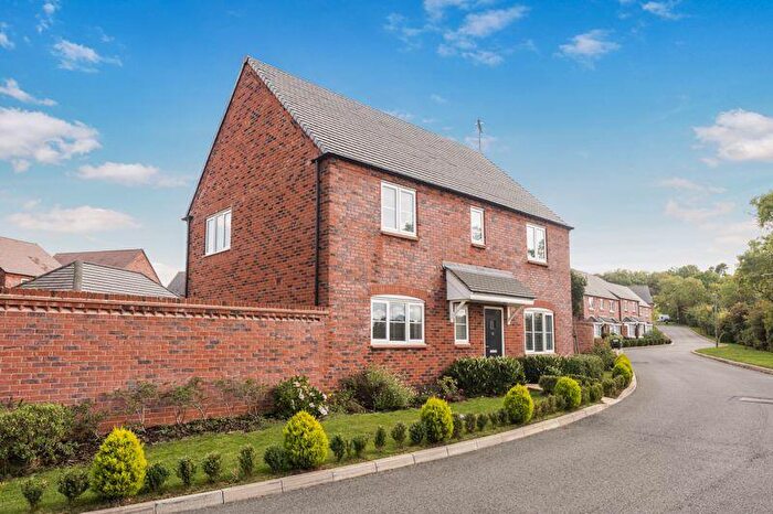 4 Bedroom Detached House For Sale In Friswell Road, Banbury - Former Show Home, OX16