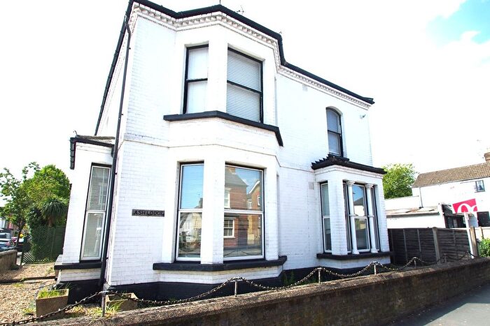 1 Bedroom Flat To Rent In Ash Lodge, Langley Road, Watford, WD17