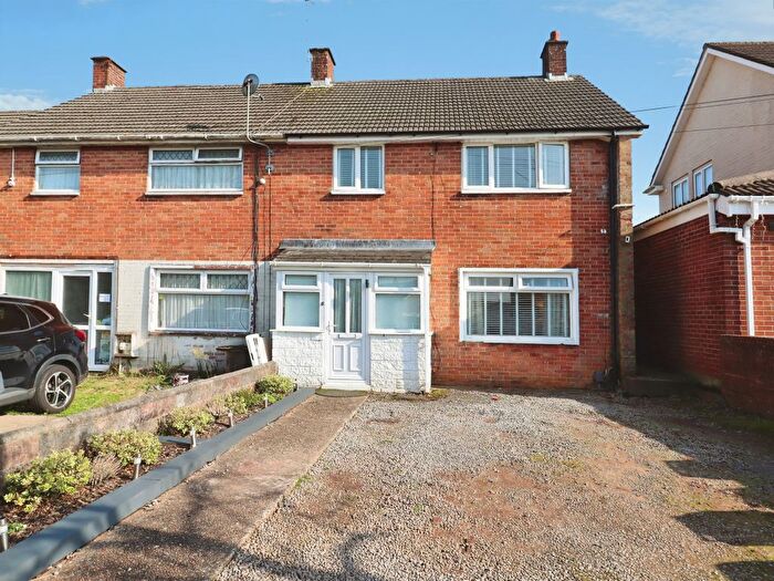 3 Bedroom End Of Terrace House For Sale In Chaucer Close, Llanrumney, Cardiff, CF3