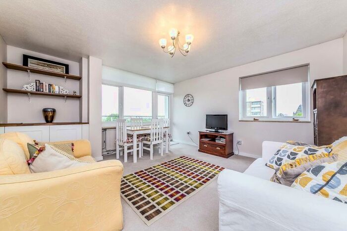 1 Bedroom Flat To Rent In Fitzhugh Grove, London, SW18