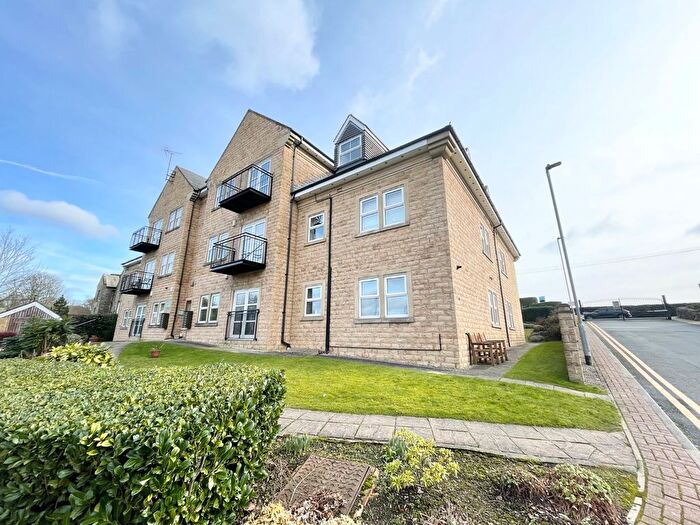 2 Bedroom Flat To Rent In Pavilion Way, Pudsey, West Yorkshire, LS28