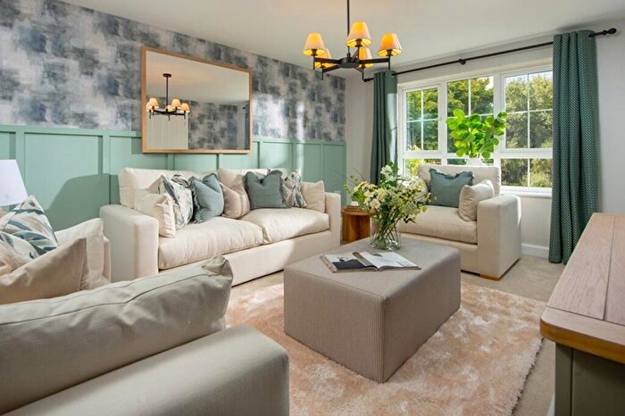 4 Bedroom Detached House For Sale In Henley Gate, Ipswich, IP1