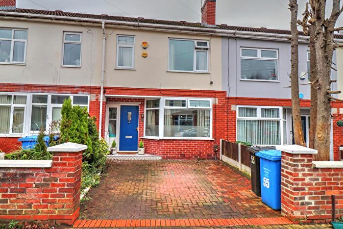 3 Bedroom Terraced House For Sale In Thornbury Road, Manchester, M32