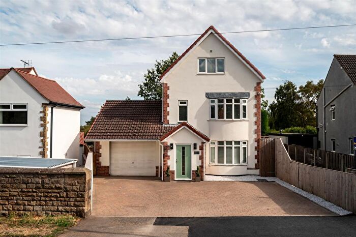 5 Bedroom Detached House For Sale In Chesterfield Road, Eckington, Sheffield, S21