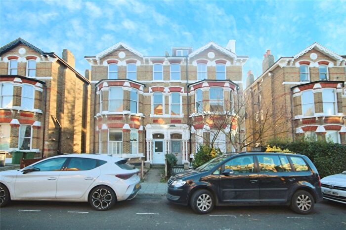 1 Bedroom Flat To Rent In Tierney Road, Streatham, London, SW2