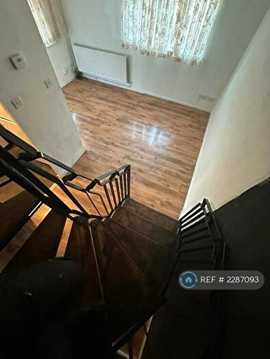 1 Bedroom Terraced House To Rent In Lindwood Close, London, E6