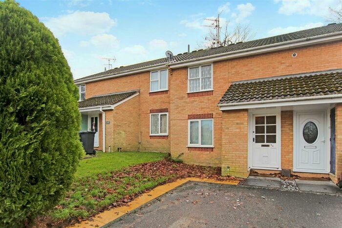 1 Bedroom Maisonette To Rent In The Pines, Haywards Heath, West Sussex, RH16