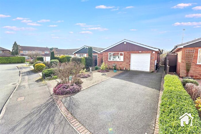 2 Bedroom Detached Bungalow For Sale In Elm Close, Groby, Leicester, LE6