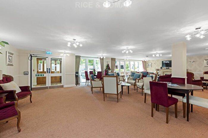 2 Bedroom Retirement Property For Sale In Stokes Lodge, Park Lane, GU15