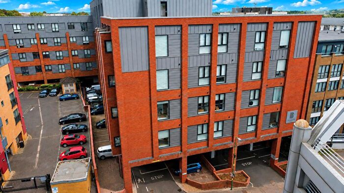 2 Bedroom Flat To Rent In Town Centre, Hemel Hempstead, HP2